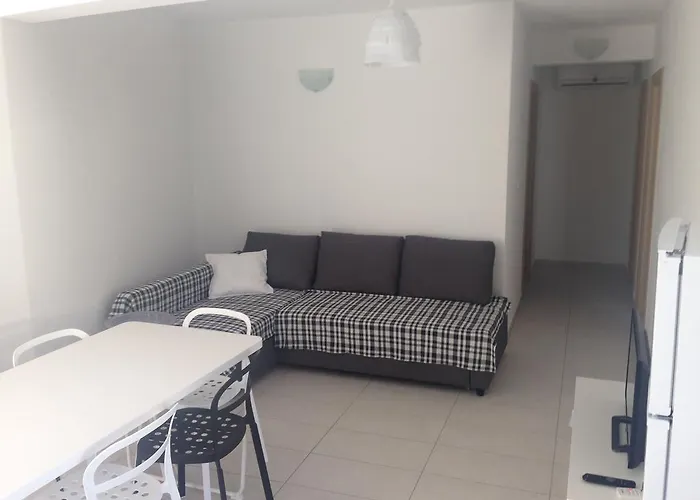 Apartament Neka