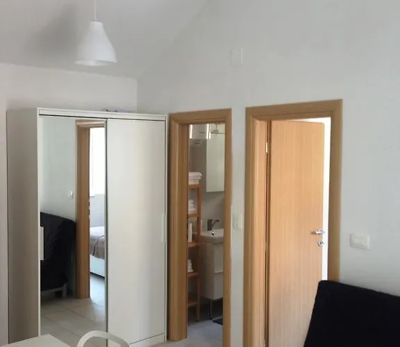 Apartament Neka *