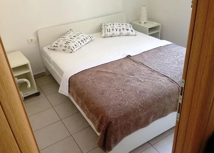 Neka 프리모스턴